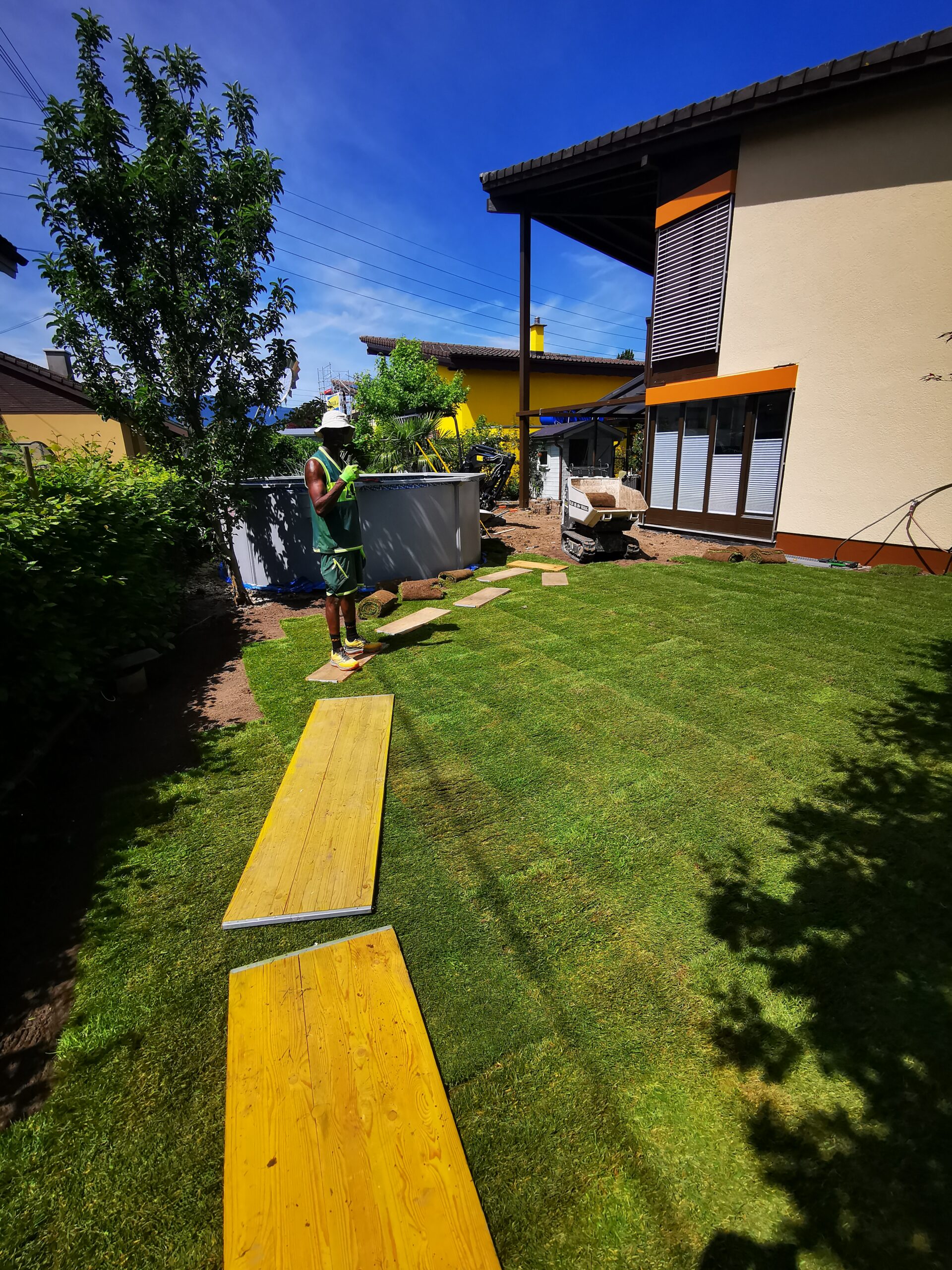 Rollrasen Fläche erstellen_